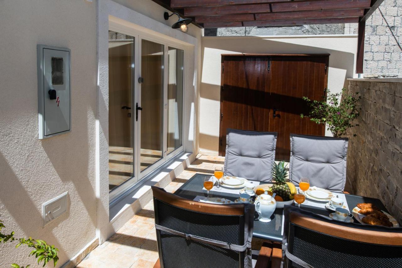House Andro Villa พรีมอชเตน ภายนอก รูปภาพ